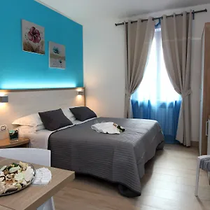 La Casa Felice A San Pietro Bed & Breakfast